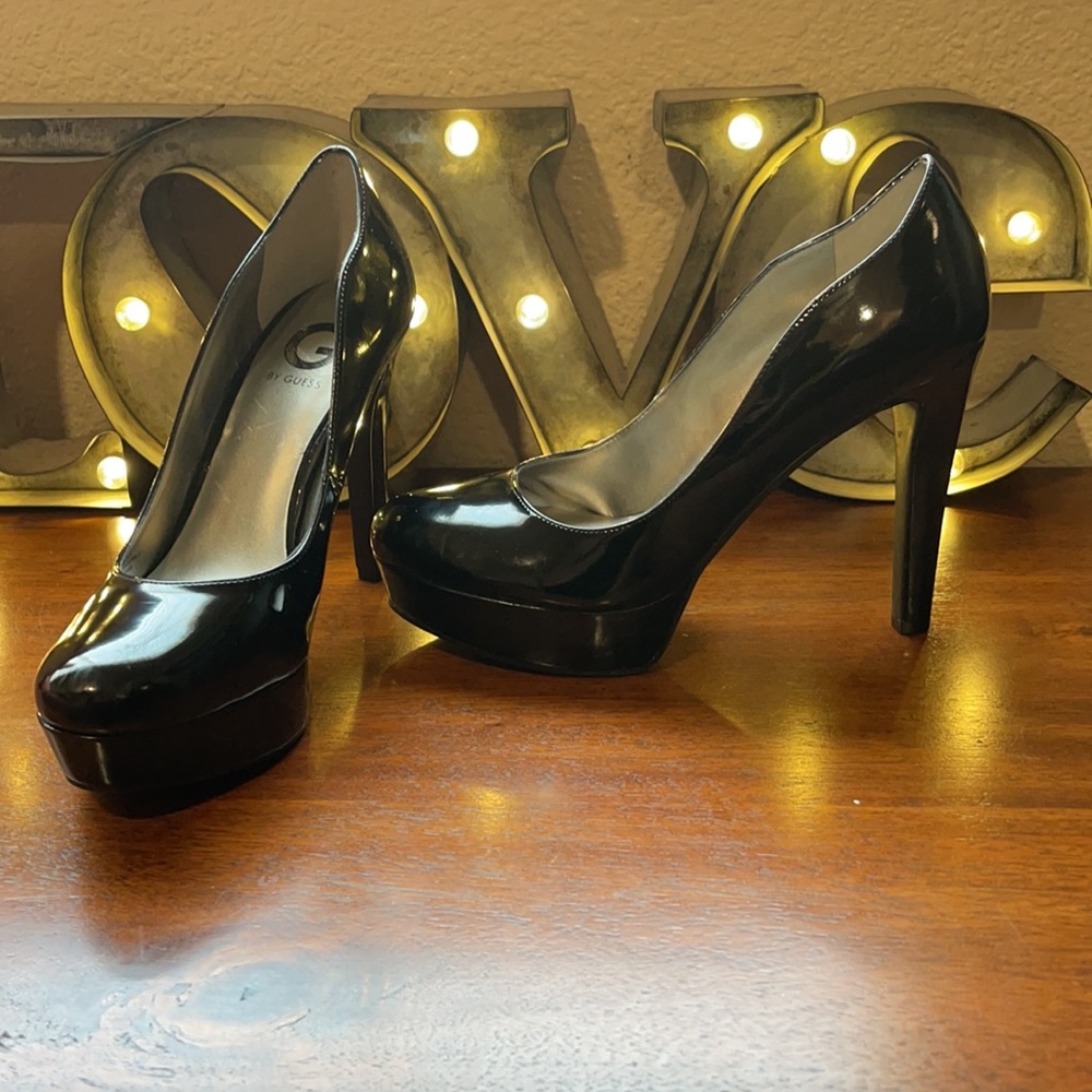 Black Brand New Guess Heels